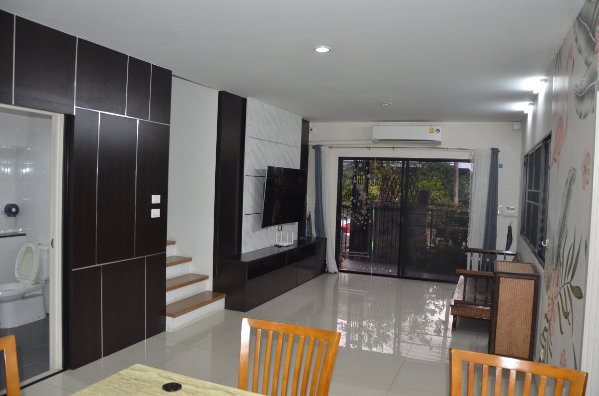 รูป ให้เช่าบ้านเดี่ยว 5 นอน 4 น้ำ พร้อมอยู่ เหมาะกับครอบครัว/สำนักงาน - รูปที่ 12/29