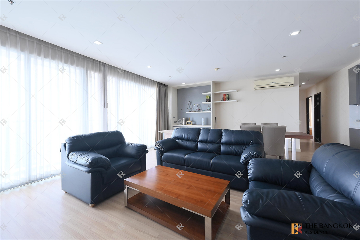 picture Sky Walk Residences (Phra Khanong) Luxury Unit, Ready for You Without the Wait near BTS Phra Khanong - 6/10