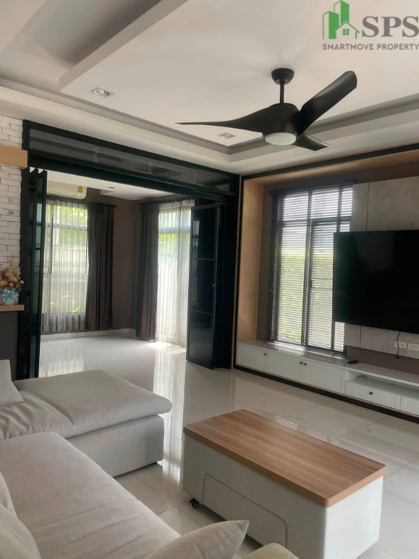 picture Luxury House for Sale | The Palm Pattanakarn (SPSMG124) - 3/15