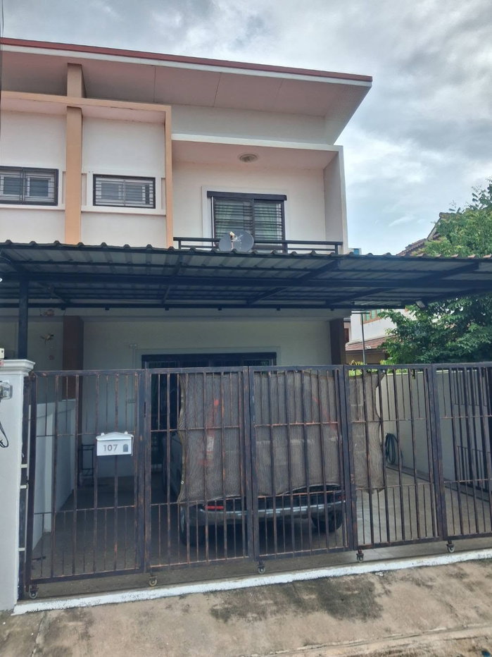 picture Townhouse Soi Srisukri 6, Mae Hia, Private Home, Well-Designed Layout with Functional Living Space - 1/14