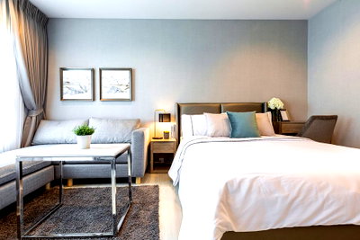Condos for rent : For Rent - Life One Wireless , Luxury Class Studio 1 bathroom