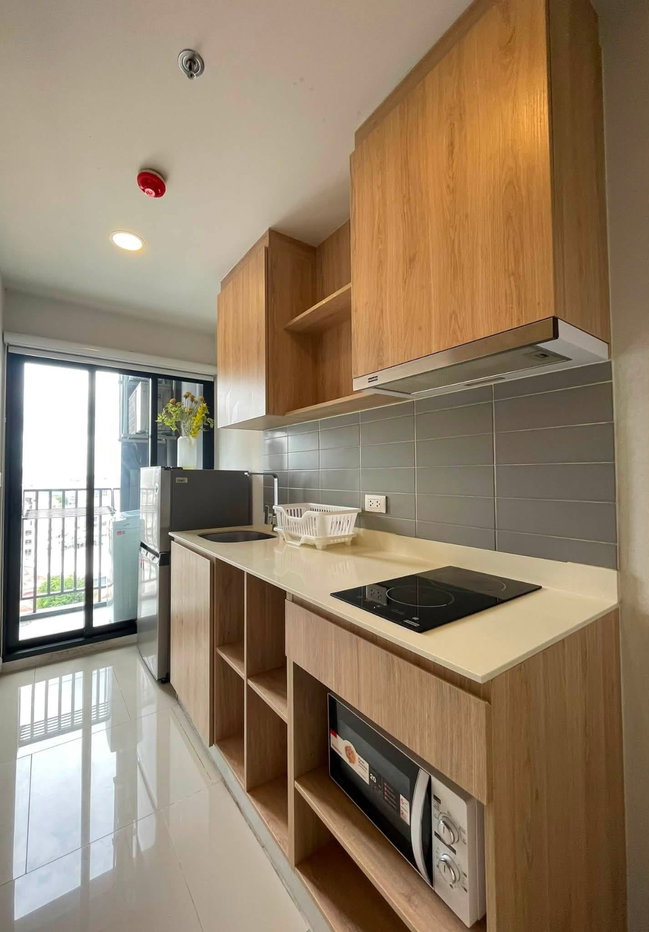 picture For Rent “Chewathai Pinklao” 12th Floor 32 sq.m. Corner Unit 800 m from MRT Bang Yi Khan Shuttle Van Service to from MRT - 8/17
