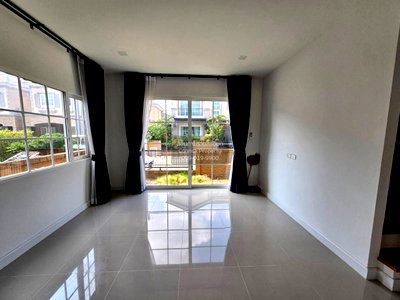 Houses for rent Nonthaburi : For Rent House , Golden Neo 3 Rama 2 , Phanthai Norasing , Mueang Samut Sakhon , Samut Sakhon , CX-167054 ✅ Live chat with us ADD LINE @connexproperty ✅