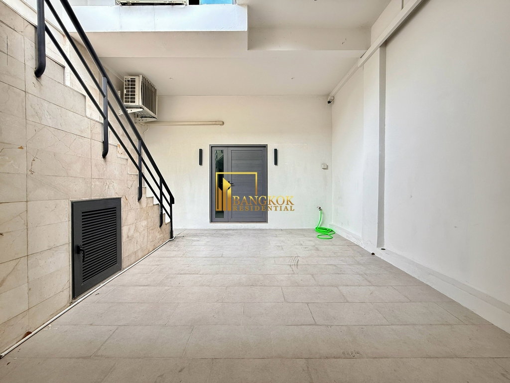 picture Regent 71 Place | Stunning 5 Bed Townhouse in Phra Khanong - BR49093TH - 2/54