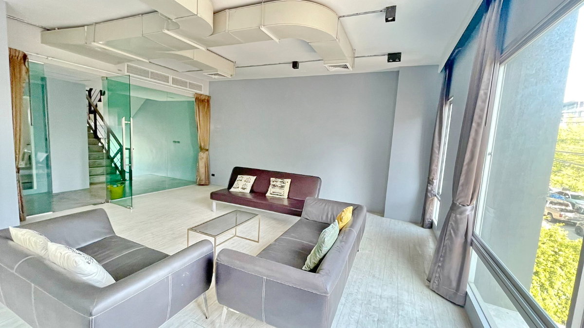 picture HK0146, Home Office for rent 4 Br, Mengjai - Huaikhwang - 13/13
