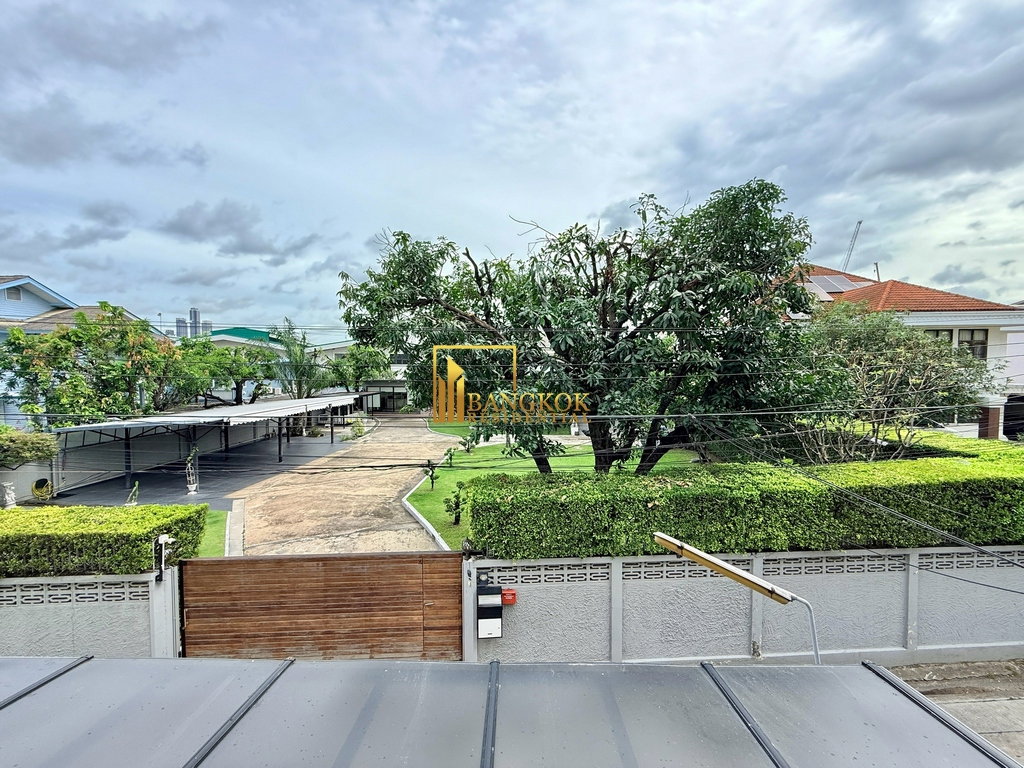 picture Regent 71 Place | Renovated 5 Bed Townhouse in Phra Khanong - BR49084TH - 15/53
