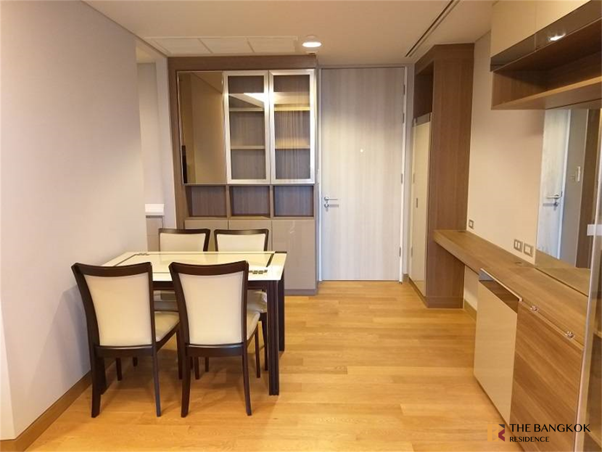 picture The Lumpini 24 Condo in High-potential, Central City Location - 3/10