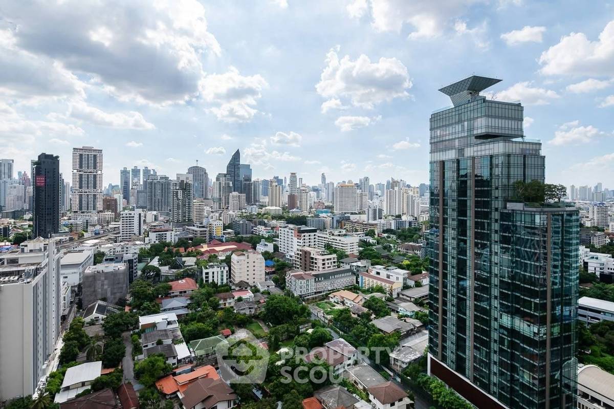 picture 23rd-Floor 3-BR Fifty Fifth Tower Thonglor, 200m To BTS Thong Lor (ID 3167173) - 12/20