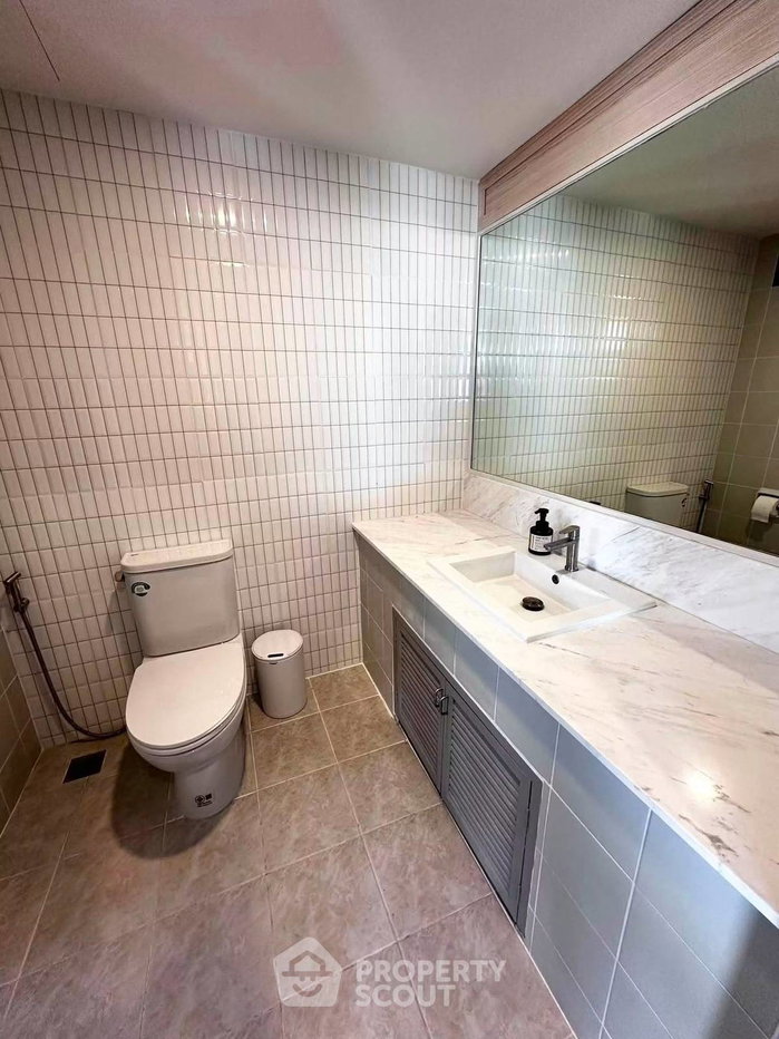 รูป ชั้น 15 คอนโด 3 ห้องนอน ขนาด 200 ตารางเมตร Riverside Villa Condominium 1 (ID 3165906) - รูปที่ 10/11