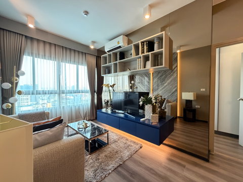 Ideo Rama9-Asoke Easy Commute with Convenient MRT Access to Bangkok’s CBD