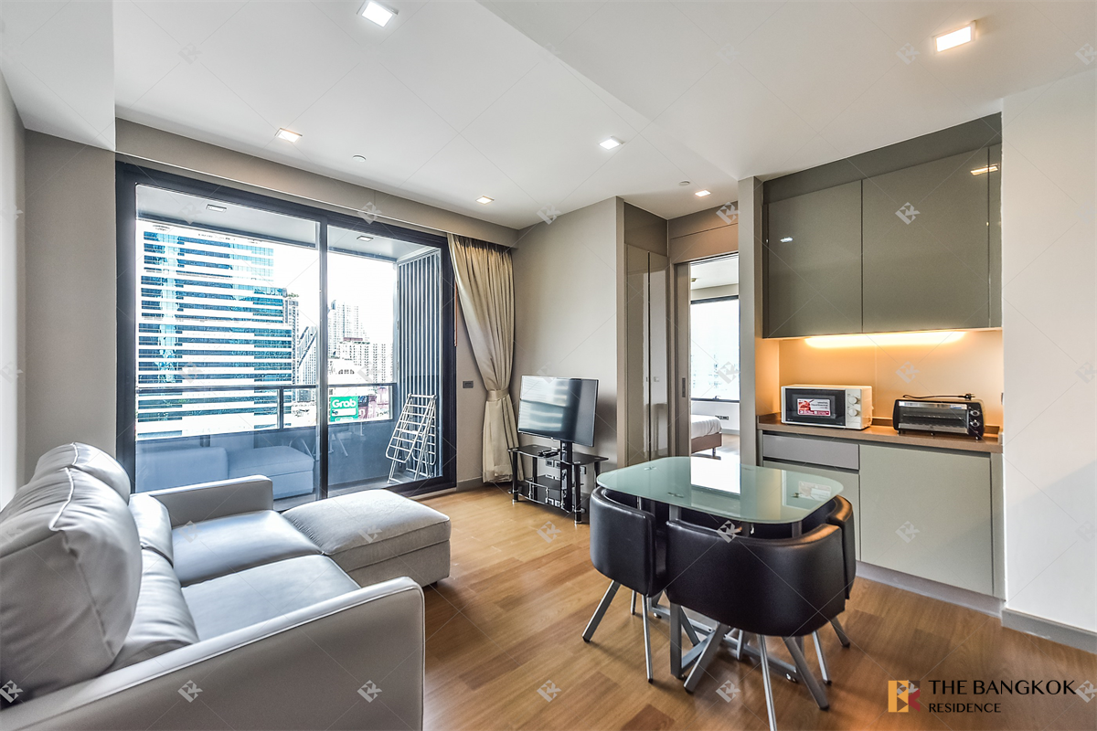 picture M Silom near BTS Chong Nonsi Convenient Travel, Great Value per Square Meter - 4/10