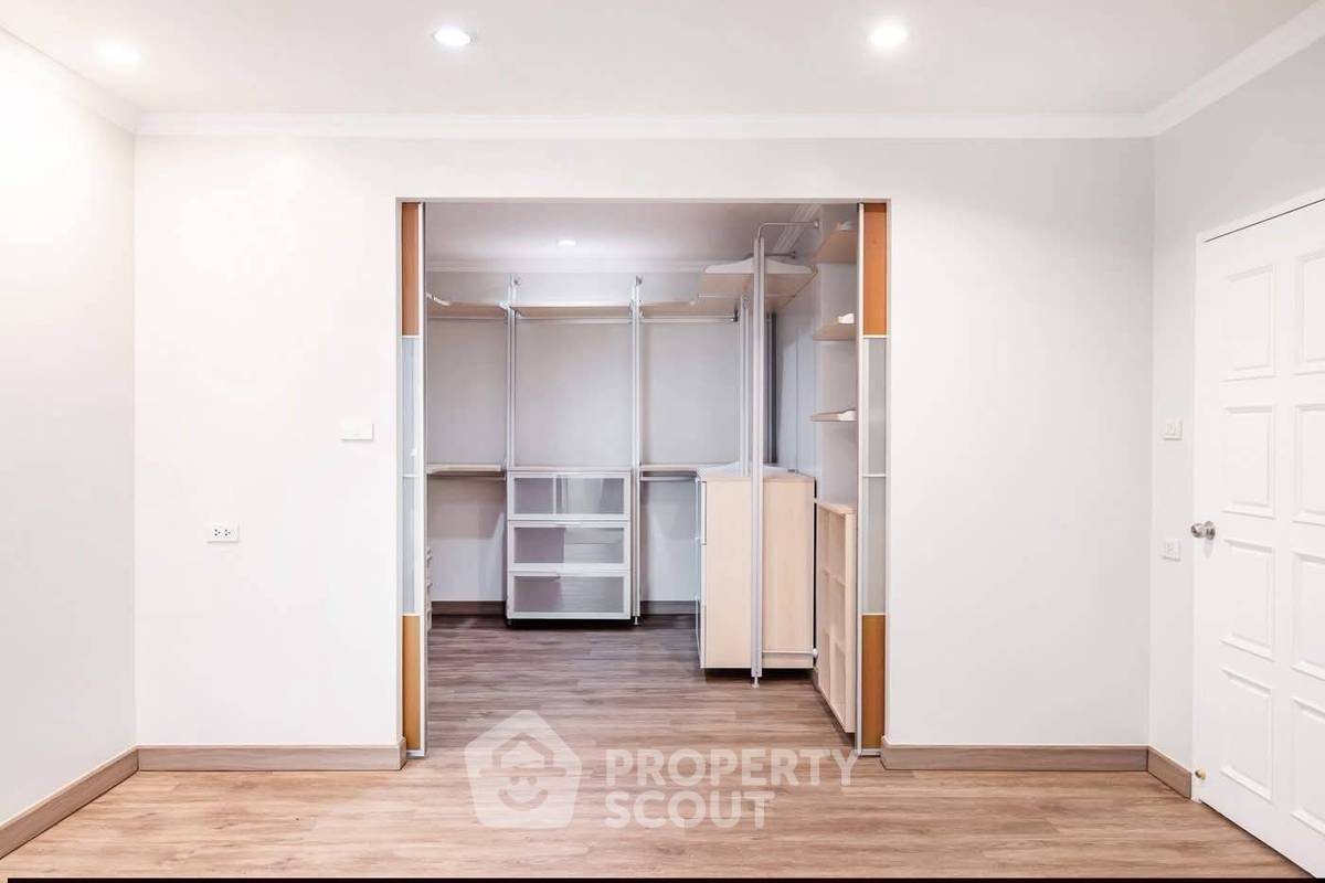 picture 23rd-Floor 3-BR Near BTS Thong Lor | Fifty Fifth Tower (ID 3167162) - 12/20
