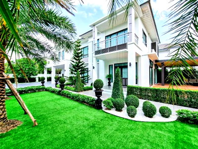 Houses for rent : 📌 For Rent 2-story House PERFECT MASTERPIECE SUKHUMVIT 77 5 bedroom 5 bathroom