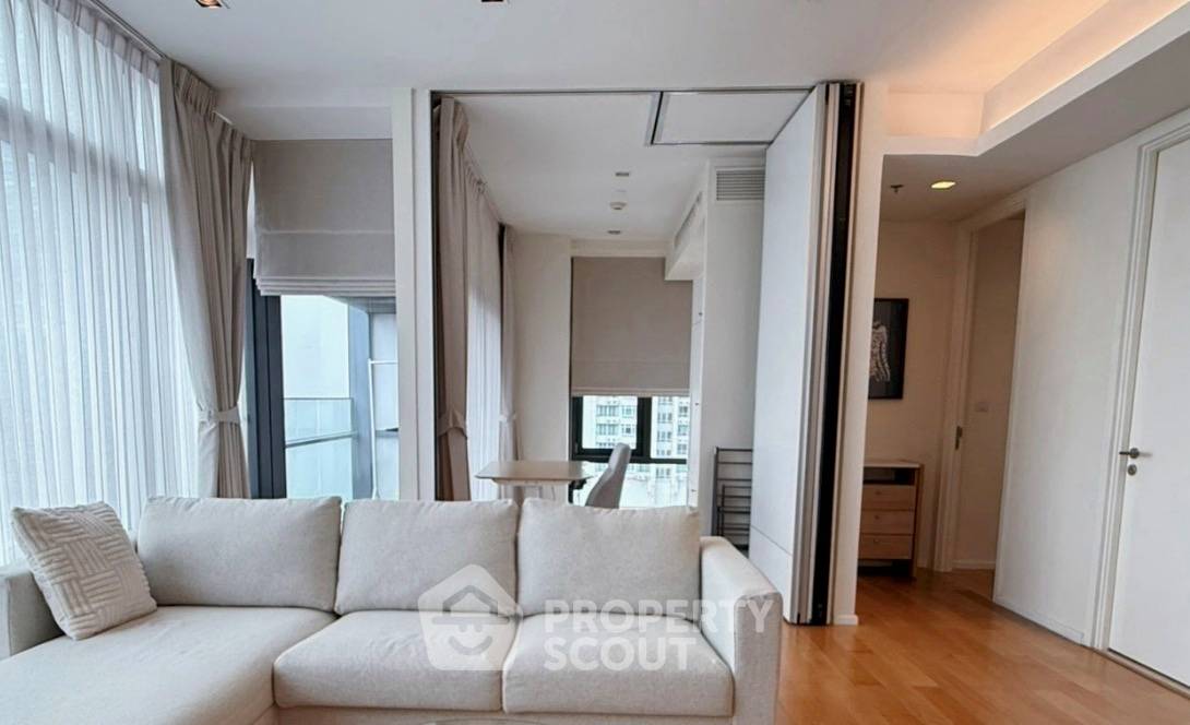 picture 2-BR Circle Living Prototype New Petchaburi Near MRT Phetchaburi (ID 3167171) - 3/7