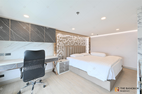 59 Heritage The Privilege of Luxury in an Economic Hub Location near BTS Thong Lo