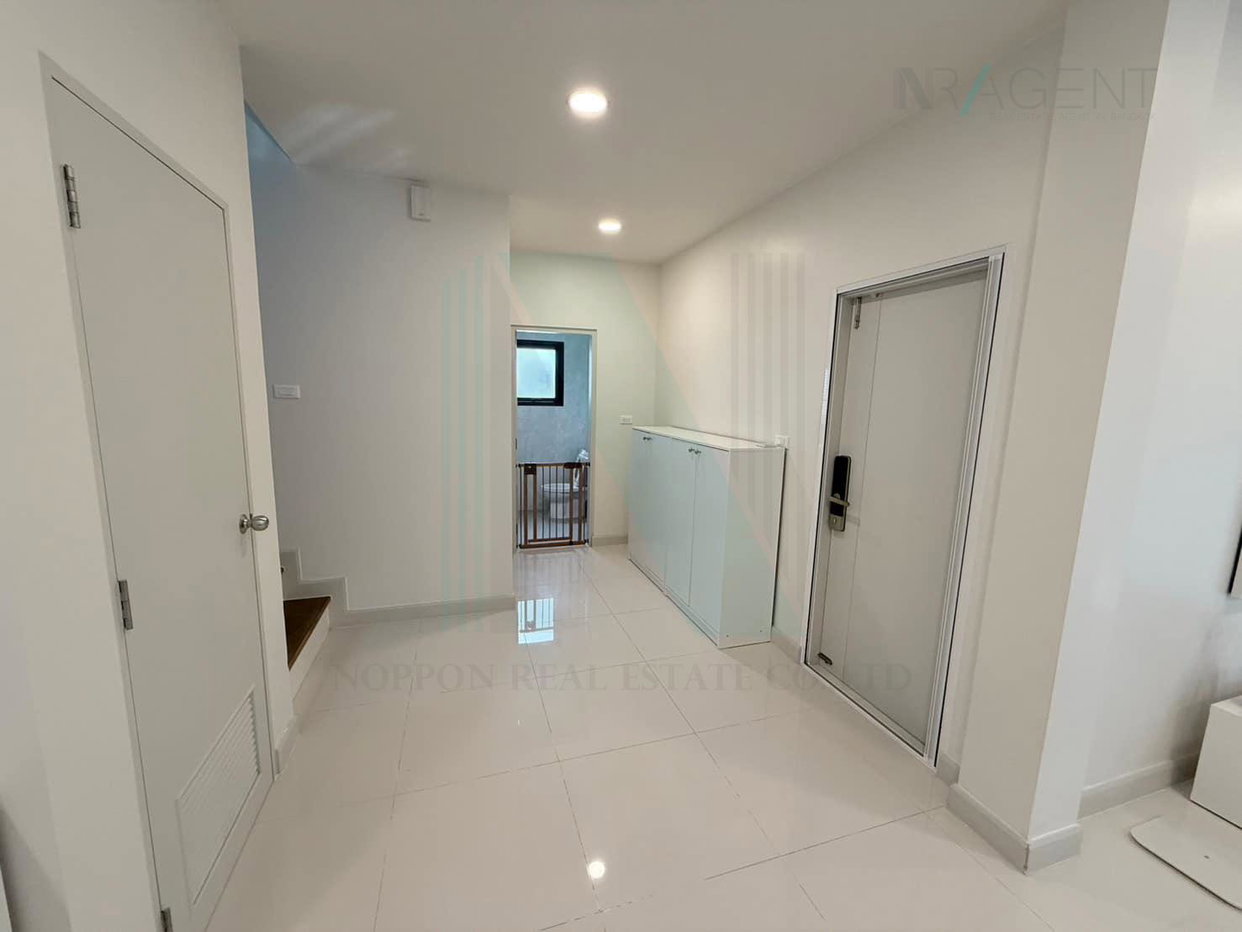 รูป 📌 ขายบ้านเดี่ยว โครงการ เซนโทร บางนา 2 ชั้น 3 ห้องนอน 3 ห้องน้ำ - รูปที่ 4/8
