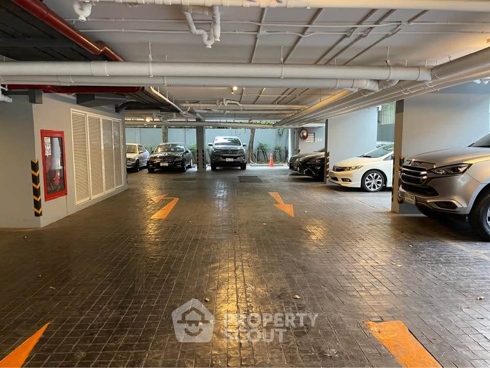 picture Spacious 1-BR 94 Sqm At The Crest Sukhumvit 49 Near BTS Thong Lor (ID 3167997) - 19/19