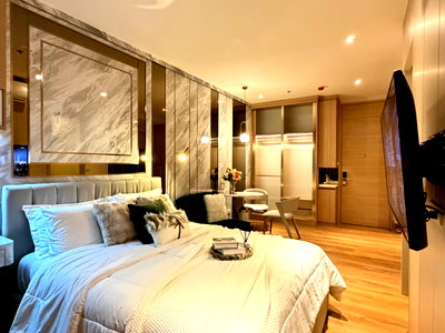 Condos for rent Big C Extra Rama 4 : Code: 26KJ4152  for rent Park Origin Phrom phong (Park 24) 🔥🔥 Line ID: @kjcondo (with @)🔥🔥