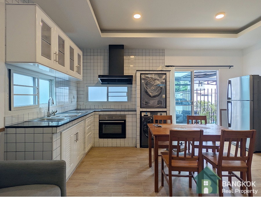 รูป หมู่บ้านสัมมากร | บ้านเดี่ยวสร้างใหม่ 2 ห้องนอน ให้เช่า - รูปที่ 3/12