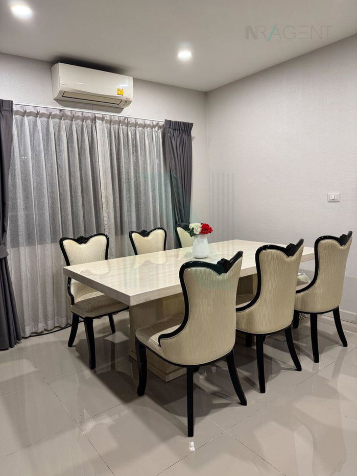 รูป 📌 ขายบ้านเดี่ยว โครงการ เซนโทร วงแหวน-จตุโชติ 2 ชั้น 4 ห้องนอน 5 ห้องน้ำ - รูปที่ 4/8