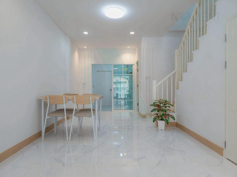 รูป 📌 ขายทาวน์เฮาส์ โครงการ ปิยวรารมย์ 1 2 ชั้น 3 ห้องนอน 2 ห้องน้ำ - รูปที่ 4/8