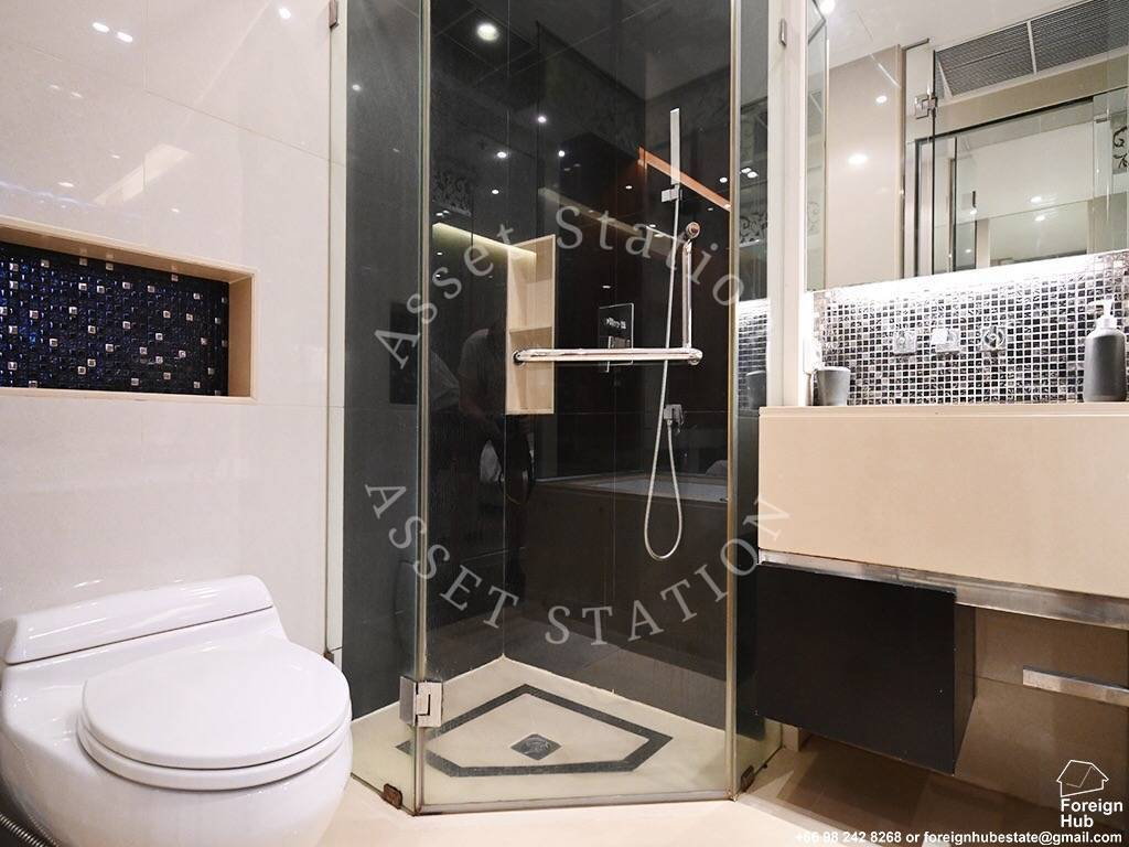picture The Address Sukhumvit 28 | 🚅 Near BTS Phrom Phong, Emporium, EmQuartier, and Miracle Mall - 10/10