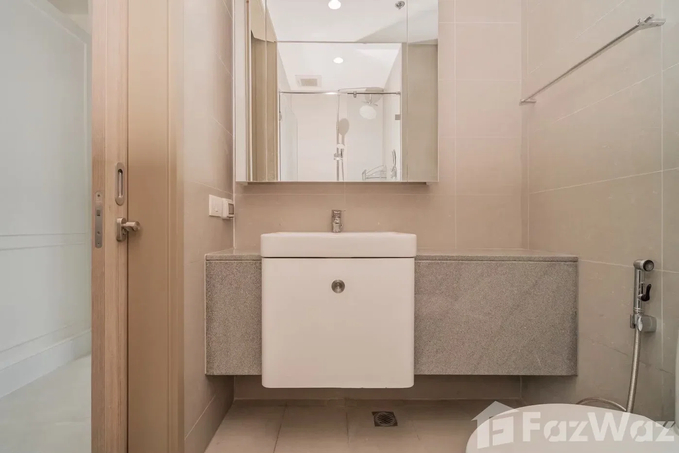 picture Luxury Corner Residence | Noble Ploenchit 6661349 - 6/9