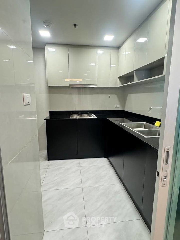 picture 3-BR Condo At Belle Grand Rama 9 Near MRT Phra Ram 9 (ID 3168784) - 13/23