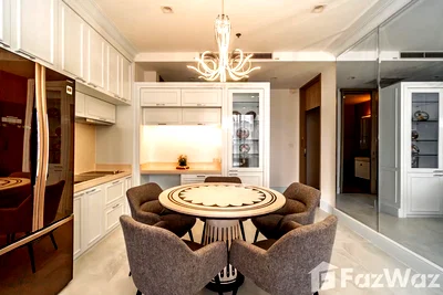 Condos for sale : Luxury Corner Residence | Noble Ploenchit 6661349