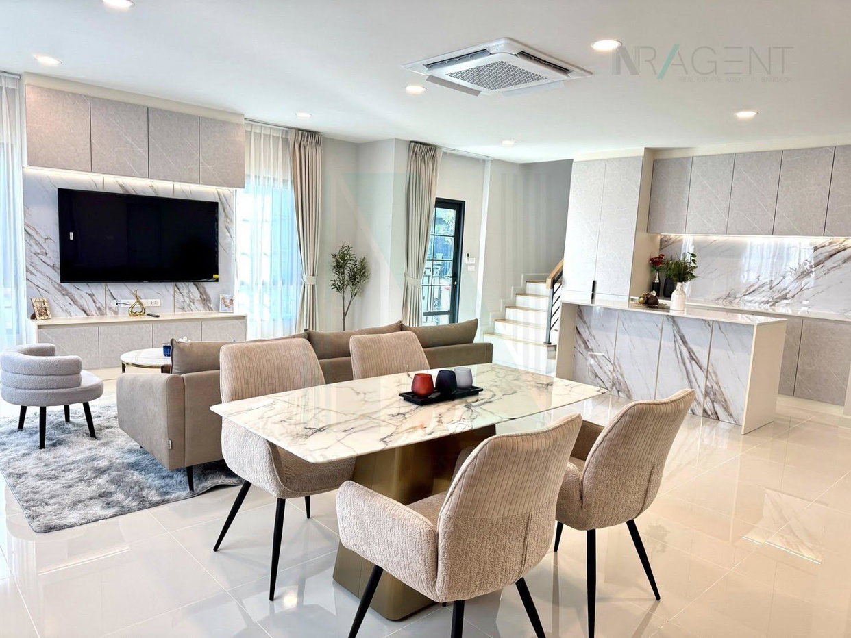 รูป 📌 ขายบ้านเดี่ยว โครงการ เซนโทร บางนา 2 ชั้น 4 ห้องนอน 4 ห้องน้ำ - รูปที่ 4/8