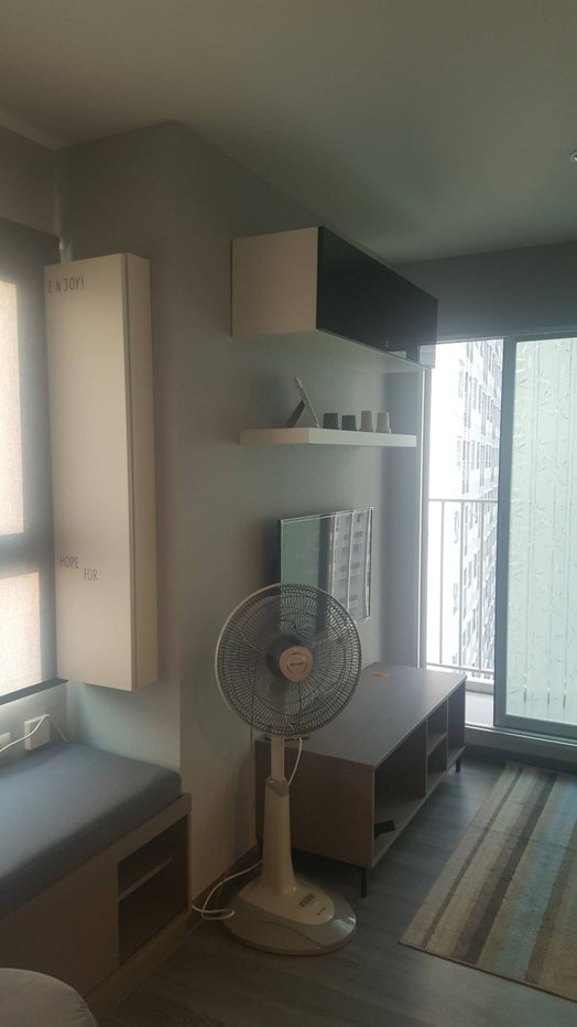 รูป cd1264 ให้เช่าคอนโด เช่าราคาถูก ห้องมุม วิวสวย 7,500/เดือน มีเครื่องซักผ้า เดอะ ทรัสต์ เอราวัณ - รูปที่ 9/36