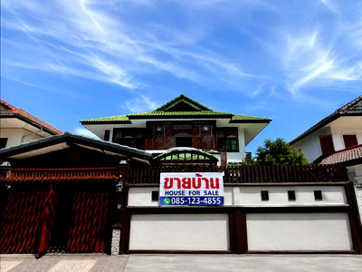 ขายบ้านเดี่ยว : ขายบ้านเดี่ยว 2 ชั้น 4 ห้องนอน 3 ห้องน้ำ หมู่บ้านเกศรี 2 ซอยรามคำแหง 124 สะพานสูง ตกแต่งไม้สักและไม้หายาก ใช้สอย 320 ตร.ม. ใกล้ MRT สัมมากร สายสีส้ม