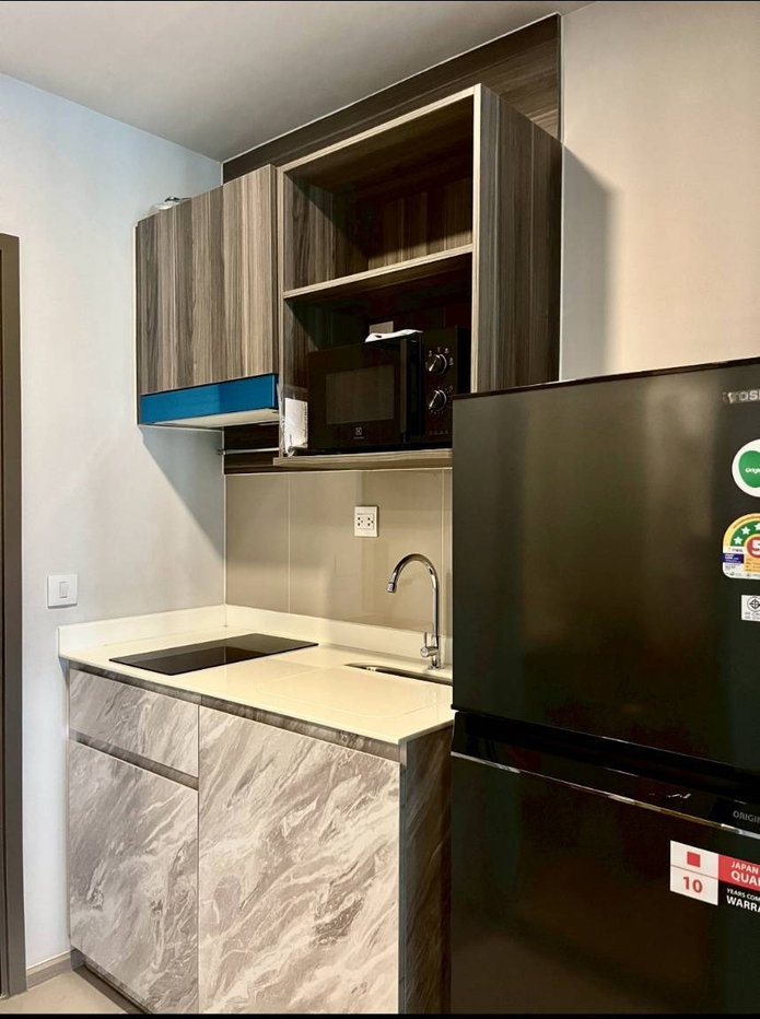 picture BRAND-NEW Condo ASPIRE ONNUT STATION Corner Room 22K - 13/16