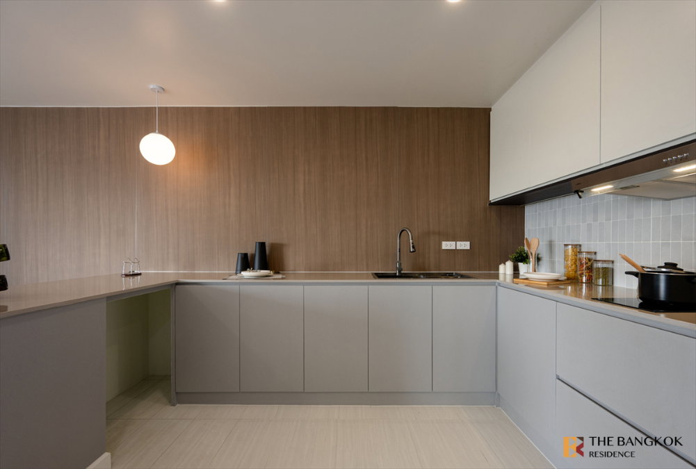 picture 🎯Sarin Place Spacious & Comfortable Living in Ratchayothin, Near BTS Ratchayothin🚆   - 4/15