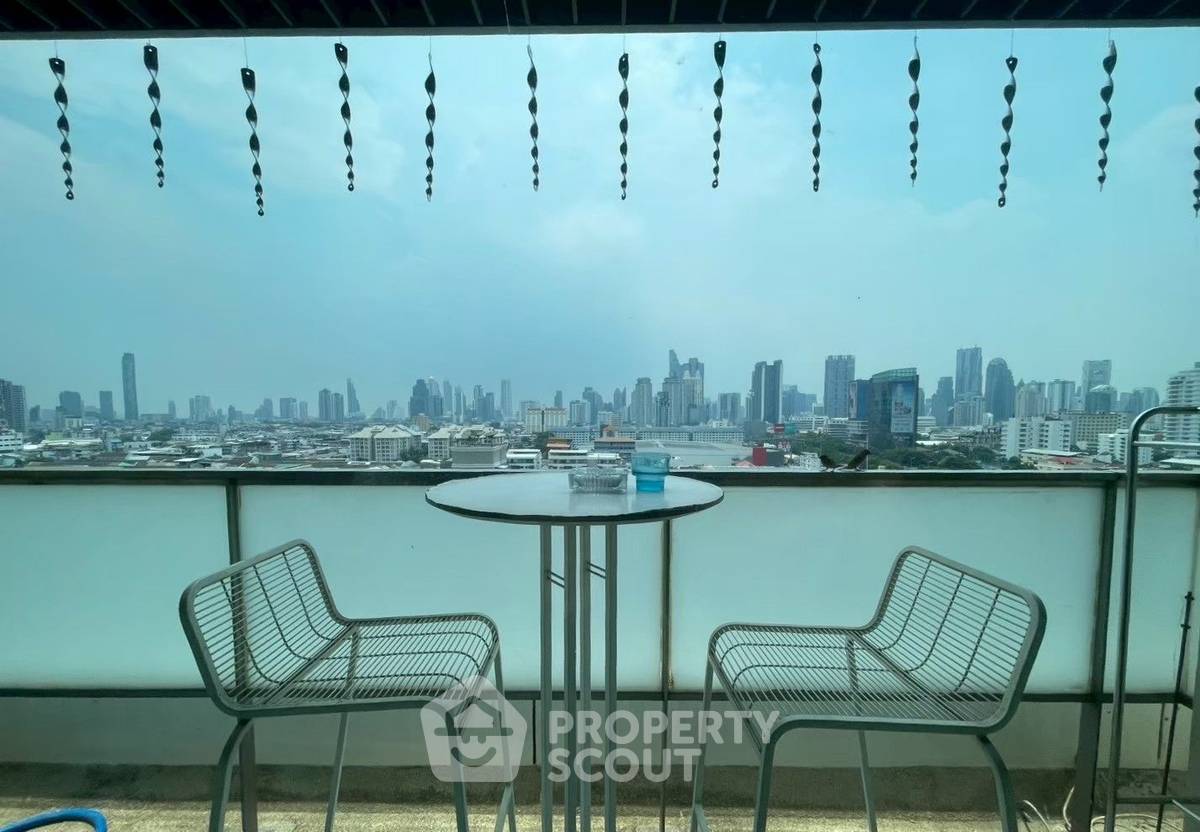 picture 1-BR Condo For Sale At Baan Nonsi, Thanon Chan (ID 3161746) - 12/14