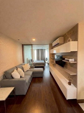 RS7317 Rare Item for Rent! Liv@5 Condominium. Peaceful and private atmosphere in the heart of Sukhumvit. Just a 5-minute walk to BTS Nana.