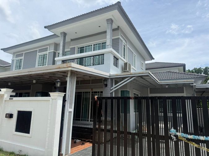 ให้เช่าบ้านเดี่ยว 4 ห้องนอน 223 ตร.ม. 100 ตร.ว. เขตตลิ่งชัน