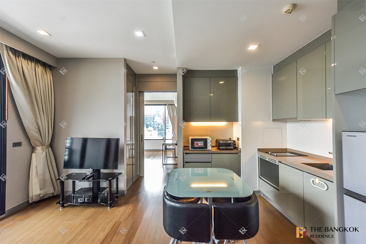 picture M Silom near BTS Chong Nonsi Convenient Travel, Great Value per Square Meter - 7/10