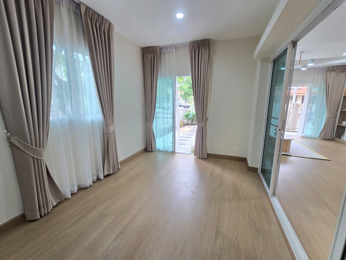 รูป บ้านเดี่ยว หลังมุม ต้นโครงการ ทำเลดี หมู่บ้านไพรเวท รามอินทรา (Private Ramintra) ถนนปัญญาอินทรา บางชัน คลองสามวา ใกล้ห้างแฟชั่นไอส์แลนด์ - รูปที่ 20/38