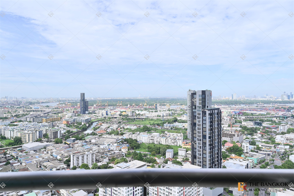 picture Sky Walk Residences (Phra Khanong) Luxury Unit, Ready for You Without the Wait near BTS Phra Khanong - 7/10