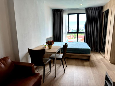 คอนโดให้เช่า : 🏙️✨ FOR RENT: IDEO O2  📩 Interested in this room? Screenshot or copy the link and send us via Line for more details & room viewing. 