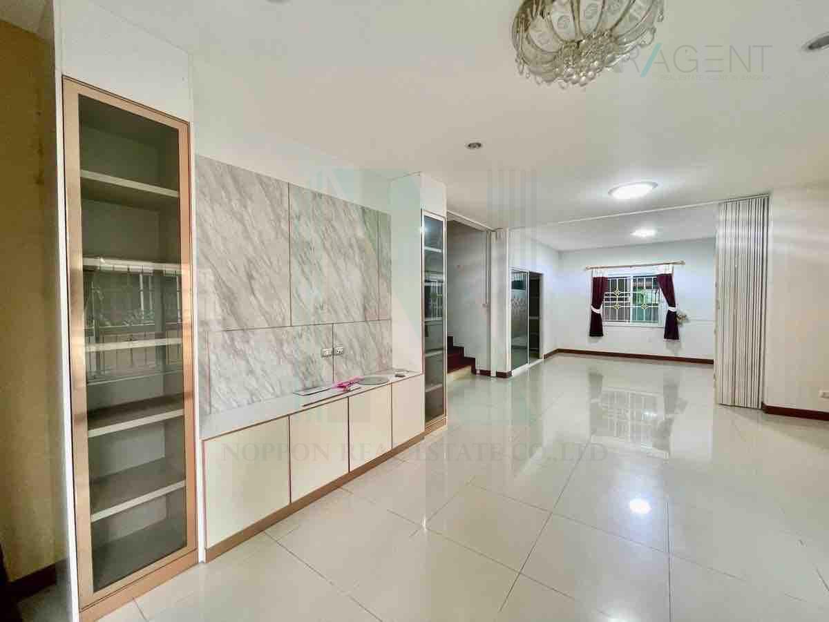 picture For Sell House PHANASON GARDEN HOME 9 2-story 3 bedroom 3 bathroom - 3/8