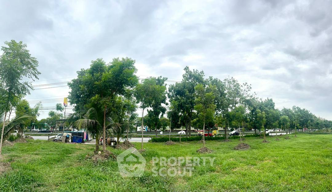 รูป ขายที่ดิน 313.3 ล้านบาท ศาลาธรรมสพน์ ทวีวัฒนา กรุงเทพฯ (ID 3165876) - รูปที่ 3/5