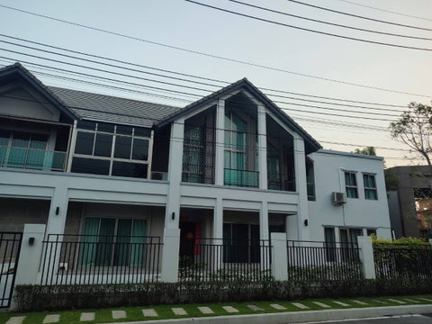 ให้เช่า บางกอก บูเลอวาร์ด ซิกเนเจอร์ เสรีไทย ซอย 9