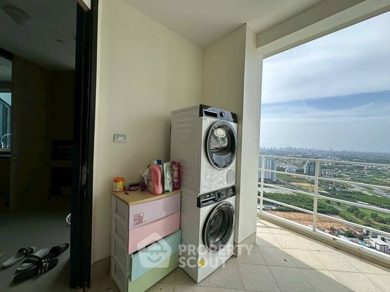 picture 3-BR 217 Sqm 40th-Floor At Reflection Jomtien Beach Pattaya (ID 2877284) - 14/22
