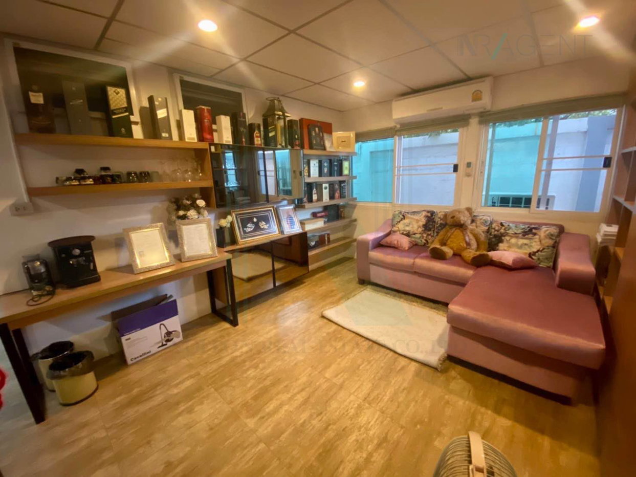 picture 📌 For Rent 2-story Home office SINTAWEE NGAM CHAROEN 1 bedroom 2 bathroom - 2/8