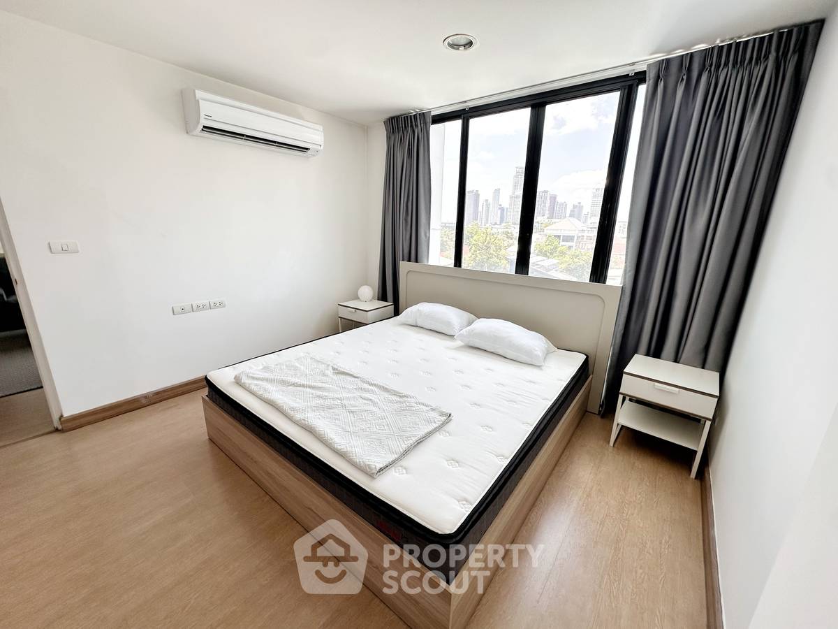 picture 2-BR Condo At D 65 Condominium 400m From BTS Ekkamai (ID 3165587) - 10/13