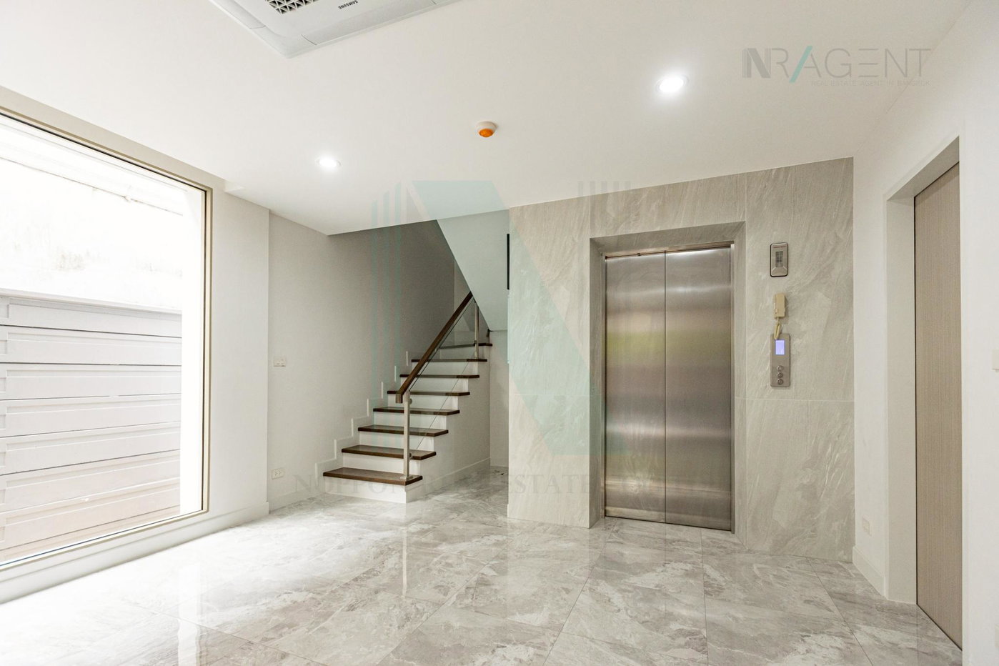 รูป 📌 ขายบ้านเดี่ยว โครงการ ซิมมิทรี เกษตร-นวมินทร์ 4 ชั้น 3 ห้องนอน 4 ห้องน้ำ - รูปที่ 5/8