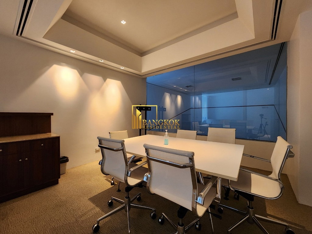 รูป Le Raffine 39 | Remarkable 2 Bedroom Condo With Private Pool - BR4700CD - รูปที่ 35/40