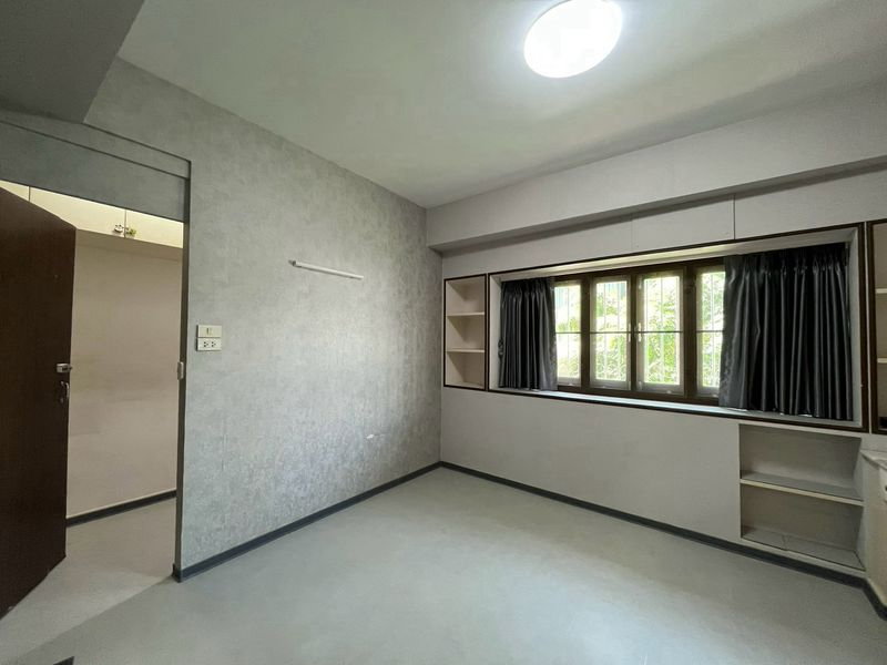 รูป 🌿🏠 (ขาย) ทาวน์เฮาส์ 4 ชั้น 📍 ปรีดีพนมยงค์ 26 สุขุมวิท 71 ใกล้เอกมัย–ทองหล่อ🔆🌿เพียง 12.90 ล้าน! - รูปที่ 10/20
